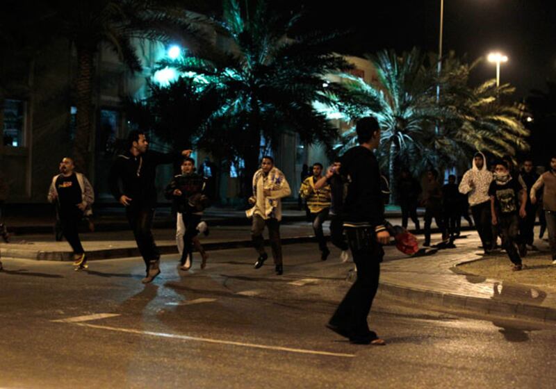 galleries/2011/02/18/bahrain-riots/bahrain-riots-1_vjssay