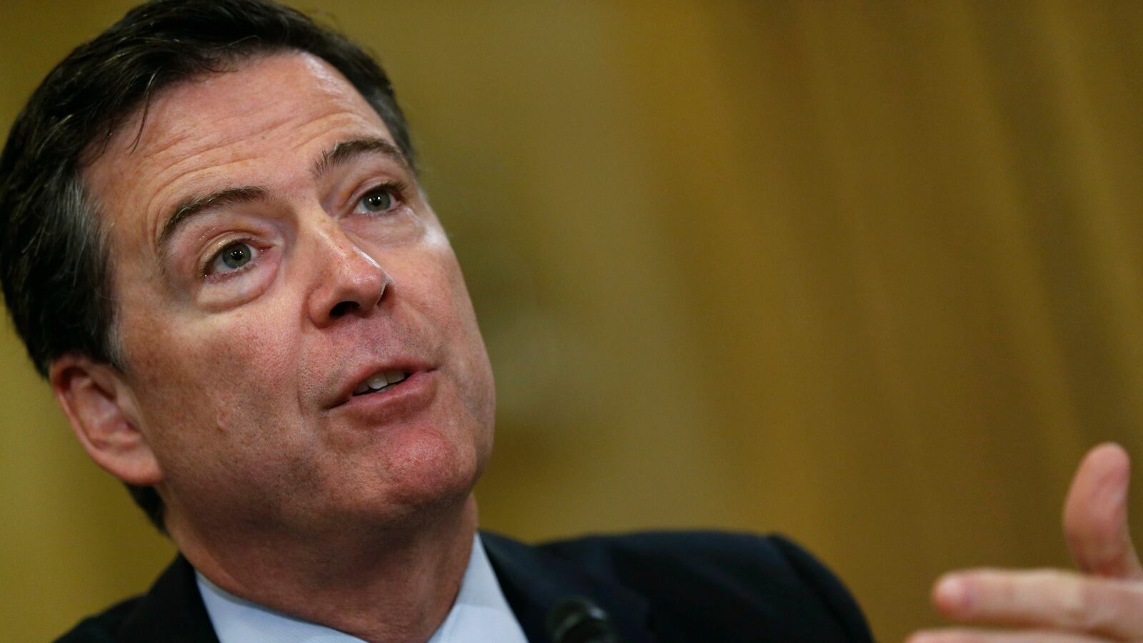 cheats/2016/11/07/comey-honored-by-group-with-trump-ties/161106-comey-new-letter-cheat_f12q9l