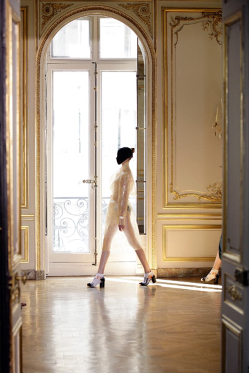 galleries/2011/07/07/armani-alaia-chanel-dior-best-of-paris-haute-couture-fall-2011/couture-margiela_zla1gb