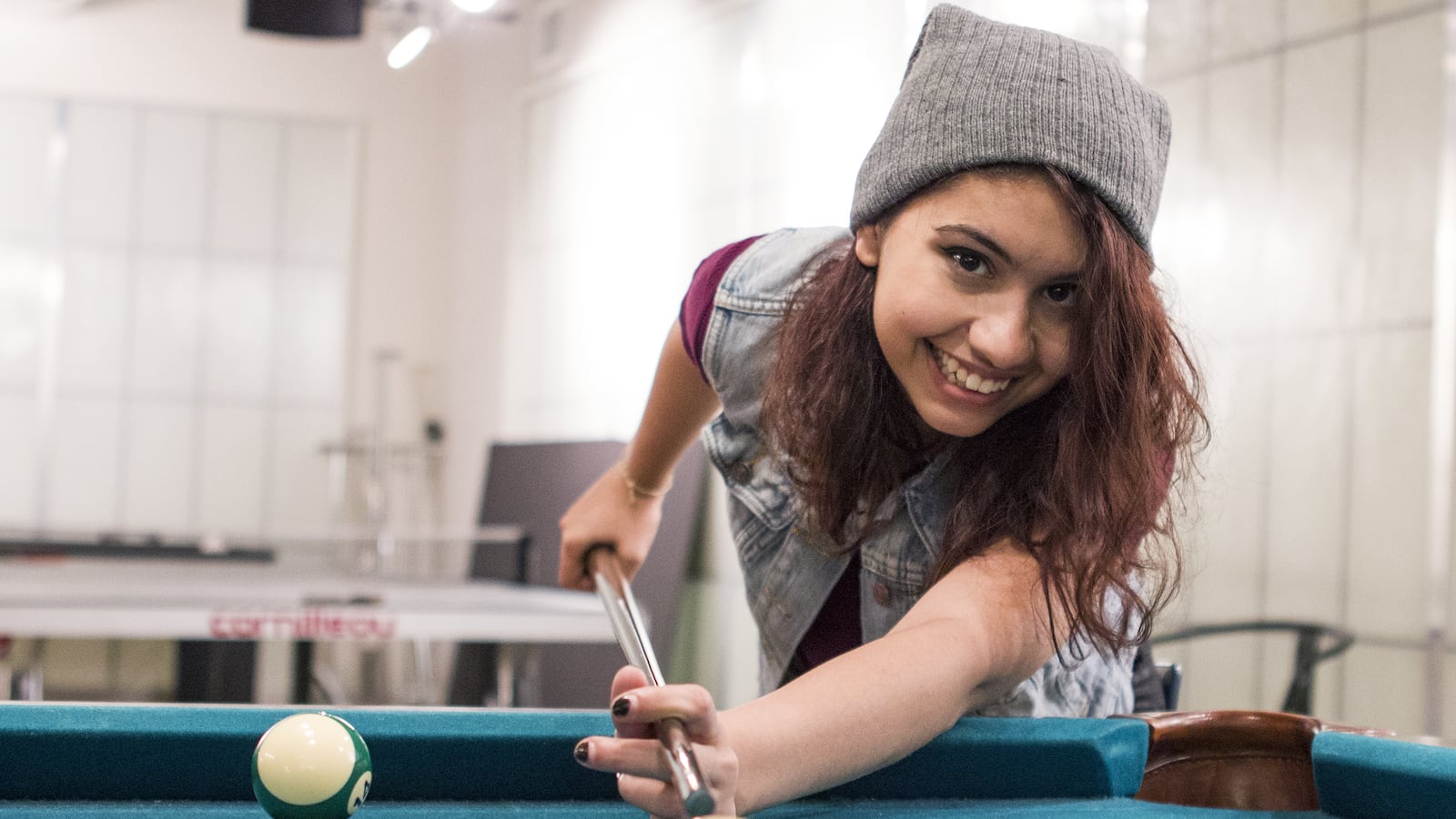 articles/2015/09/08/alessia-cara-pop-s-future-is-here/150904-stern-alessia-cara-tease_rhquvf