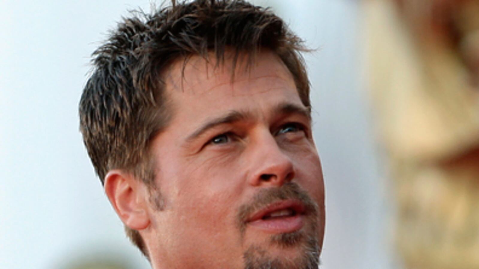 cheats/2011/04/14/cannes-film-festival-brad-pitt-johnny-depp-mel-gibson-and-more/kennedy-tarantino-cannes-pitt-02_hzsjwd