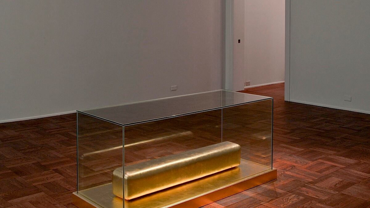 articles/2012/08/16/james-lee-byars-at-michael-werner-gallery-is-the-daily-pic-by-blake-gopnik/byars-daily-pic_cm4xkb