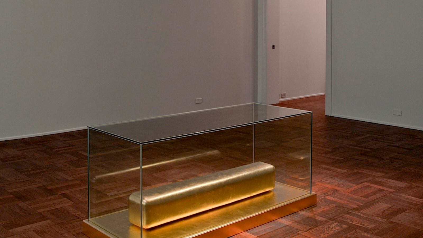 articles/2012/08/16/james-lee-byars-at-michael-werner-gallery-is-the-daily-pic-by-blake-gopnik/byars-daily-pic_cm4xkb