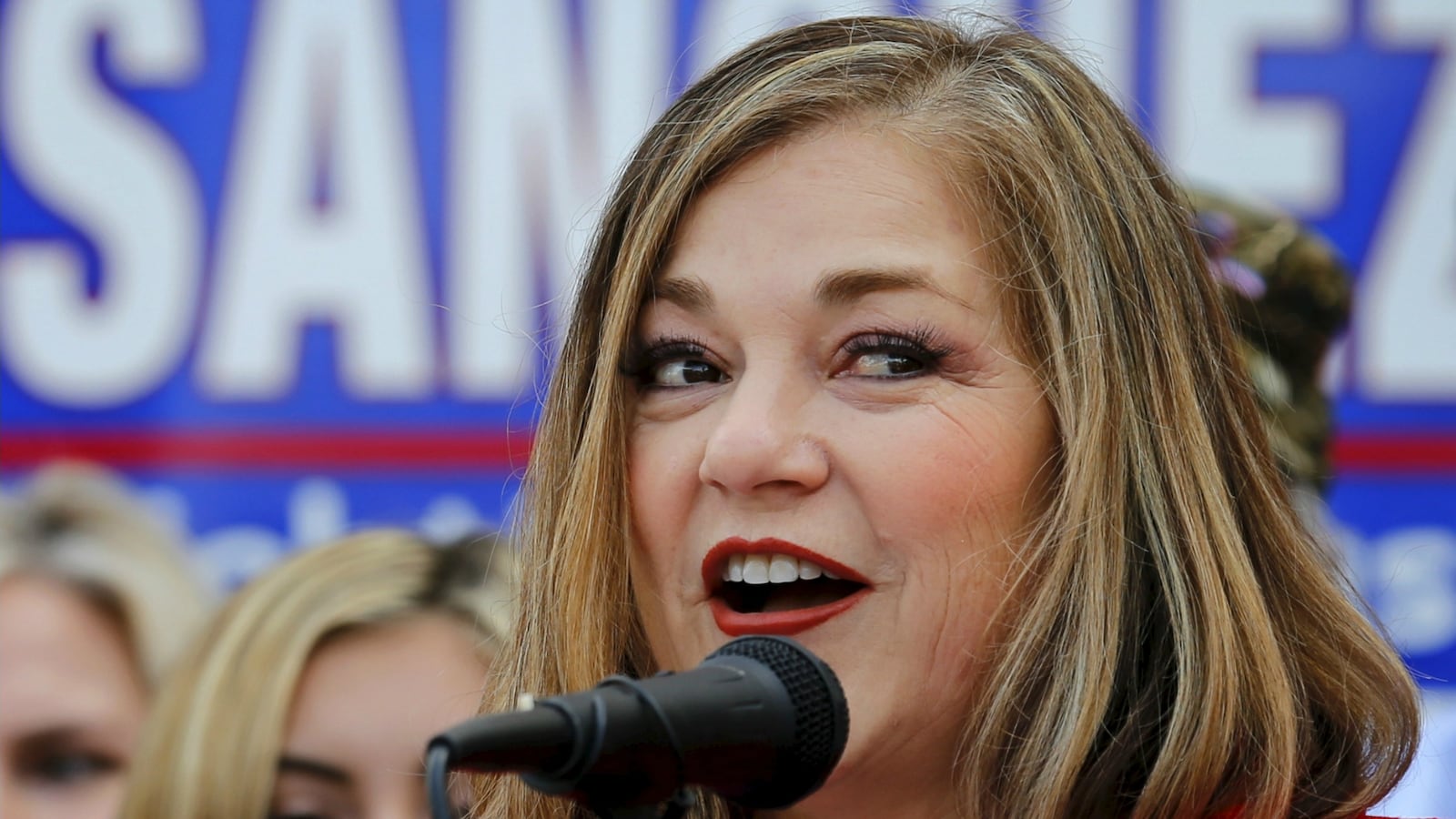 cheats/2015/12/10/dem-rep-up-to-20-muslims-like-terrorism/151210-loretta-sanchez-cheat_rzos1a