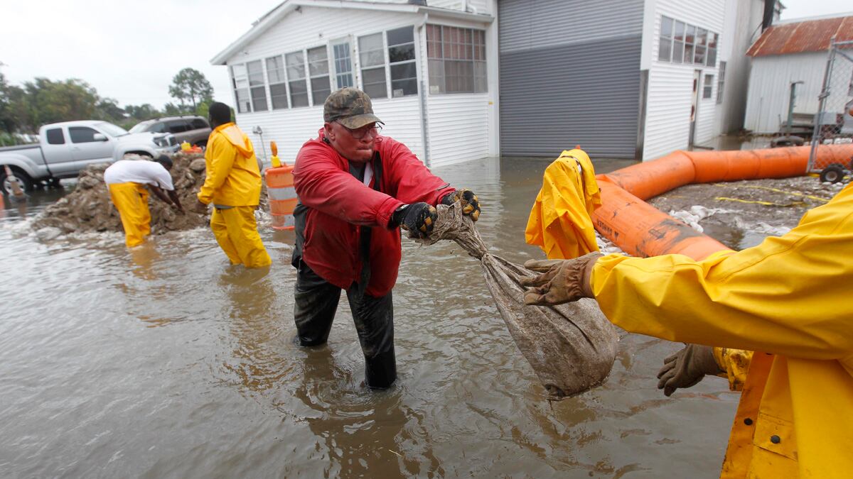 cheats/2011/09/07/at-least-100-homes-flooded-in-nola/nola-flooding-cs_dp8dpp
