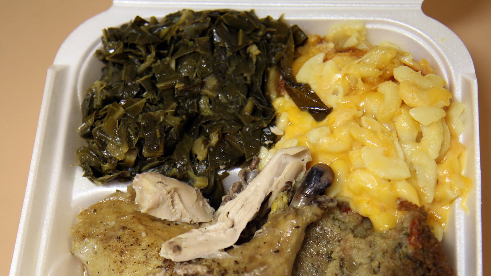 articles/2014/06/08/the-heart-and-soul-food-of-orlando/140606-roadfood-orlando-embed_reidl3