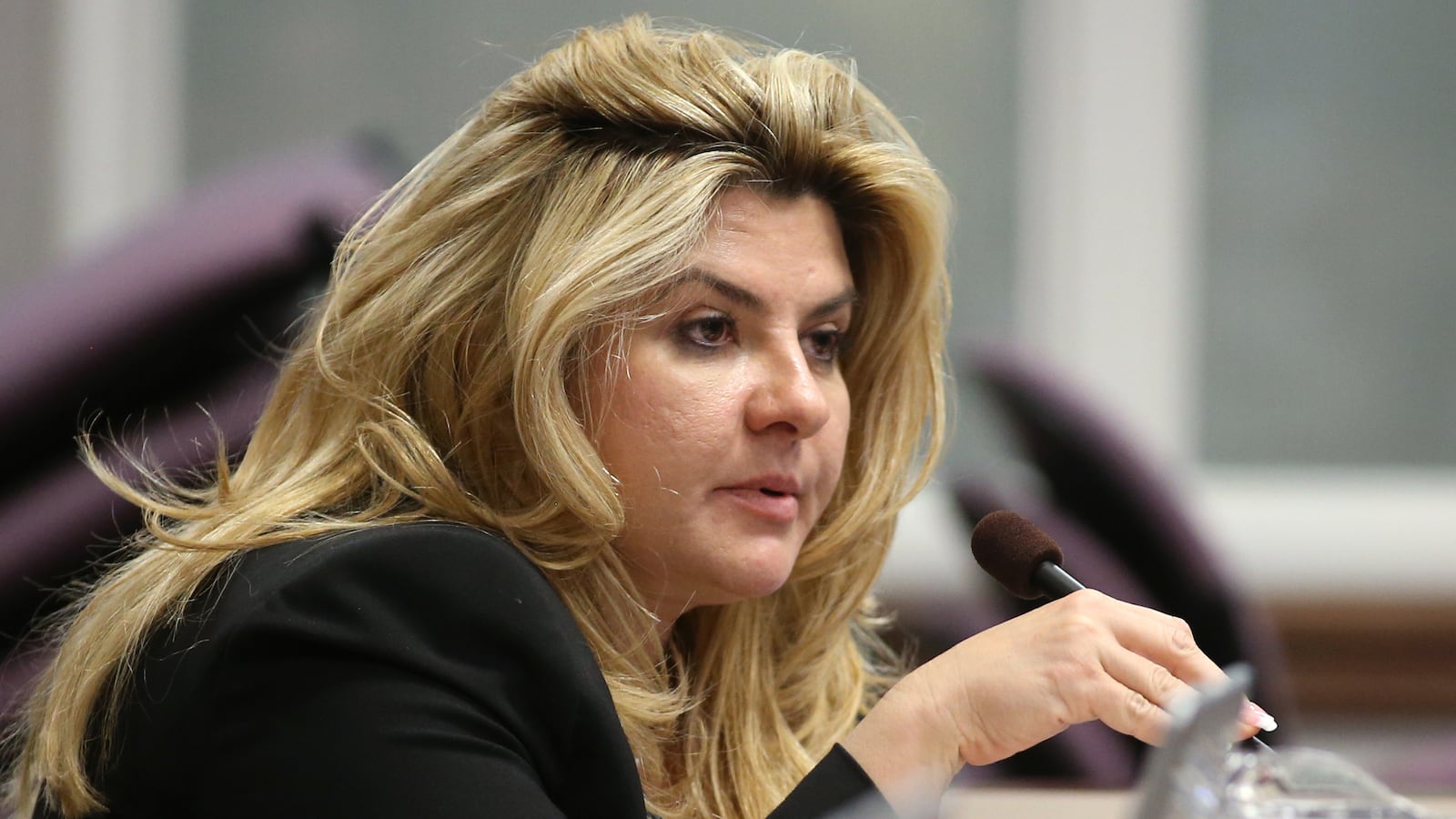 articles/2016/02/11/oregon-standoff-star-michele-fiore-loves-guns-and-gays/160211-gideon-fiore-tease_ya1oys