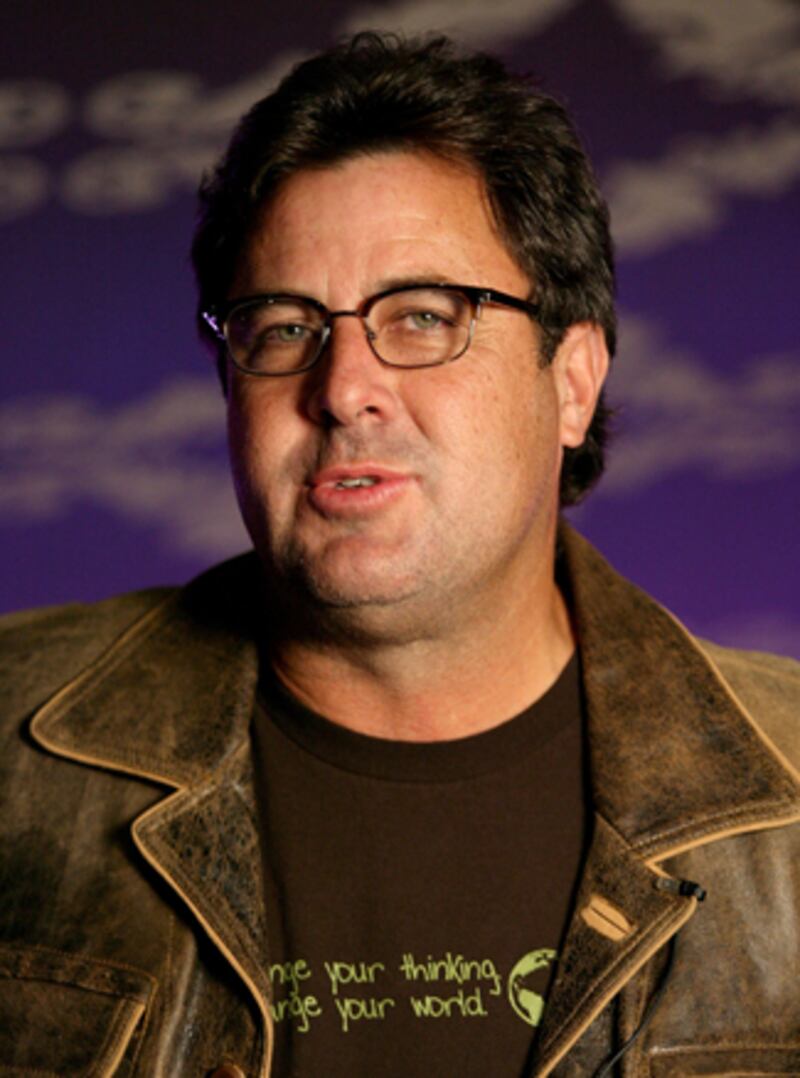 galleries/2011/04/12/broken-government/broken-government---vince-gill_sn0qec