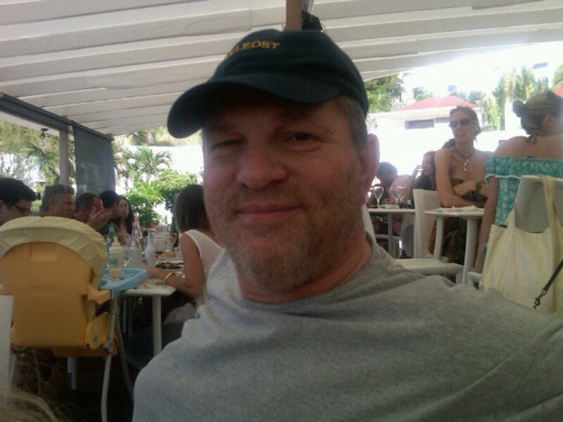 galleries/2010/12/30/best-celebrity-twit-pics/twitpi0102---martha-stewart_ok4rvd