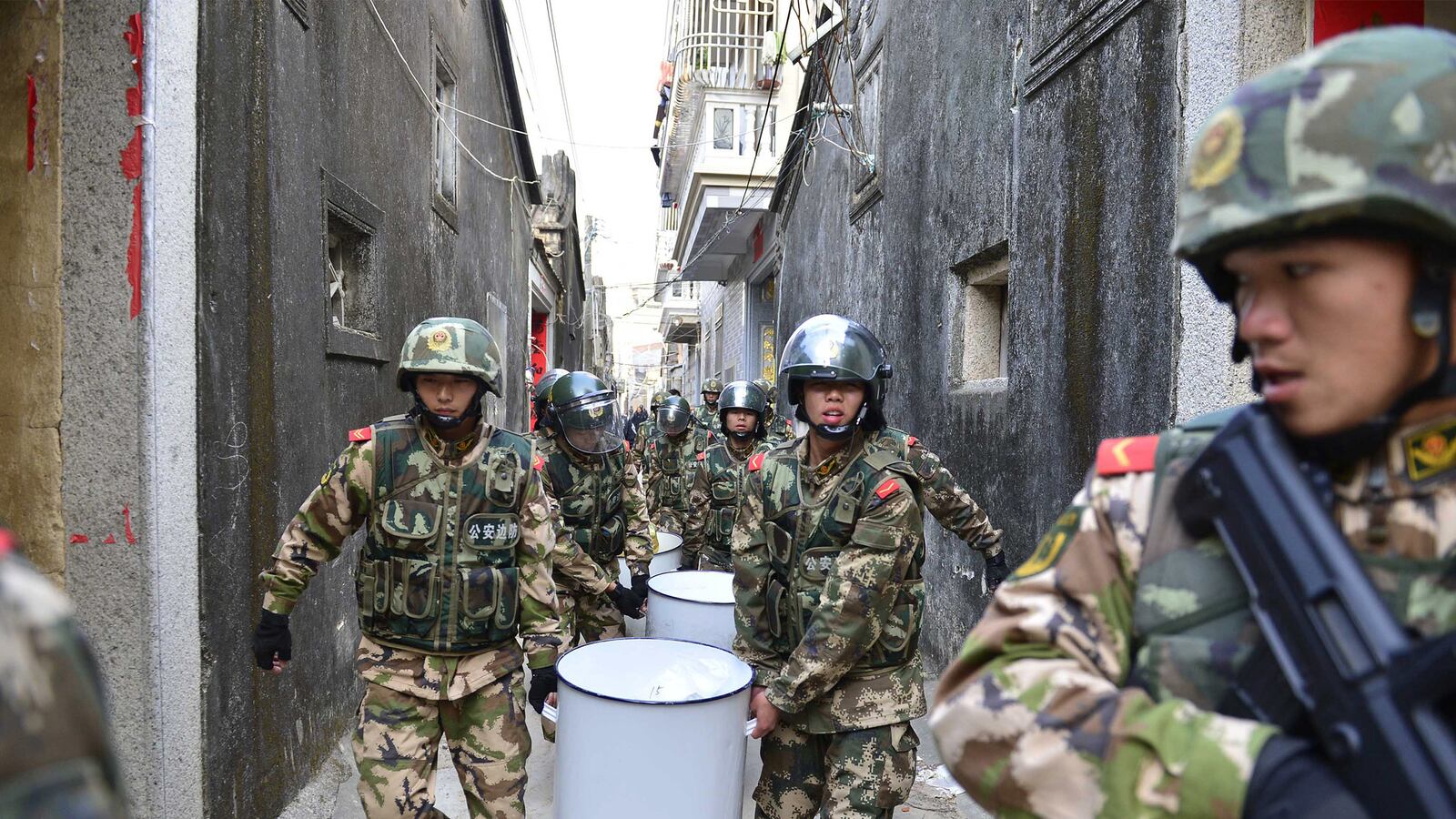 articles/2016/04/13/communist-party-honcho-turns-godfather-of-meth-gets-death-sentence/160412-hong-china-meth-tease_nixdrn