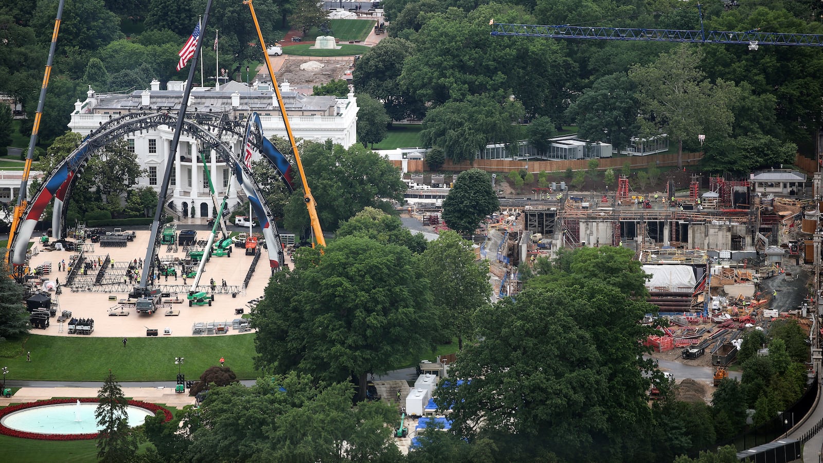 Construction continues for the upcoming UFC match alongside the ballroom addition on the South Lawn of the White House on May 26, 2026 in Washington, DC.