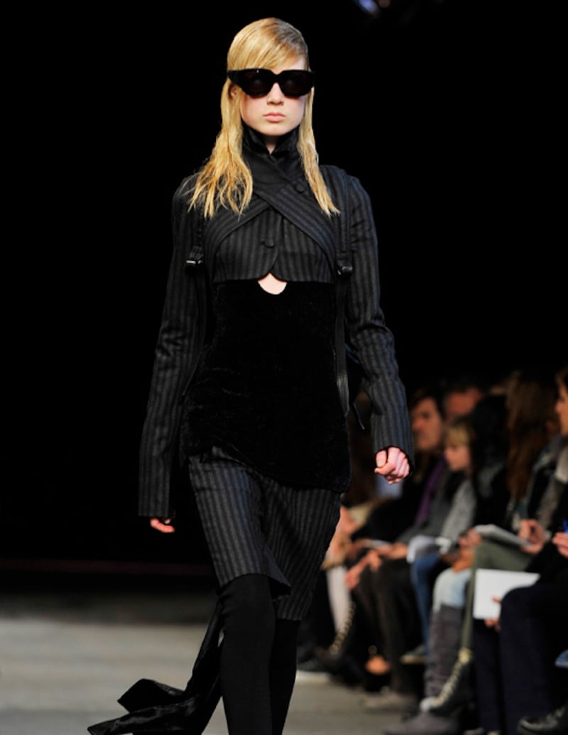 galleries/2010/09/03/fall-fashion-preview/fall-fashion-preview---power-women_tritsc
