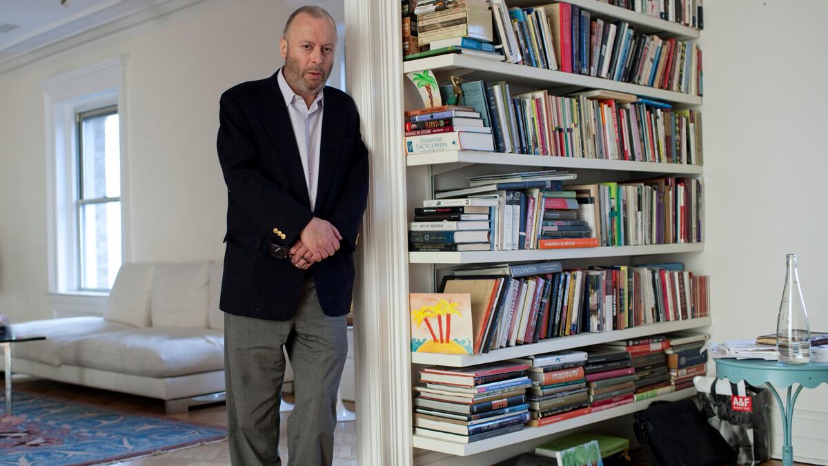 articles/2011/12/16/christopher-hitchens-is-hailed-by-stephen-fry-as-a-man-of-style-and-wit/christopher-hitchens-fry_gottc9