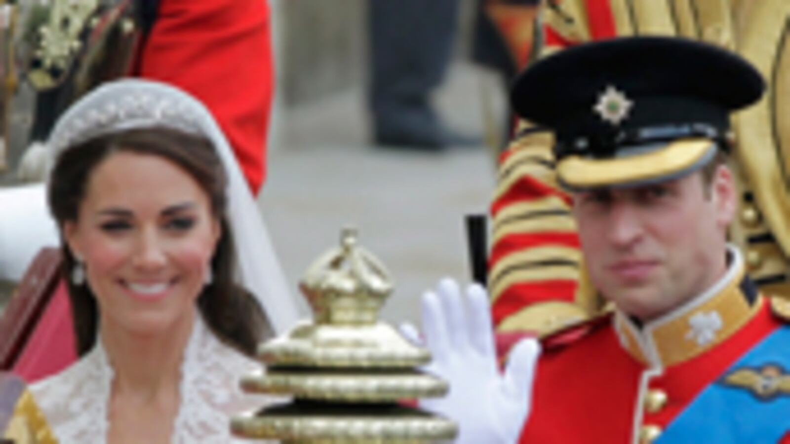 articles/2011/04/29/royal-wedding-video-clips-vows-kiss-guests-and-more/royal-wedding-video_176634_rbw9d6
