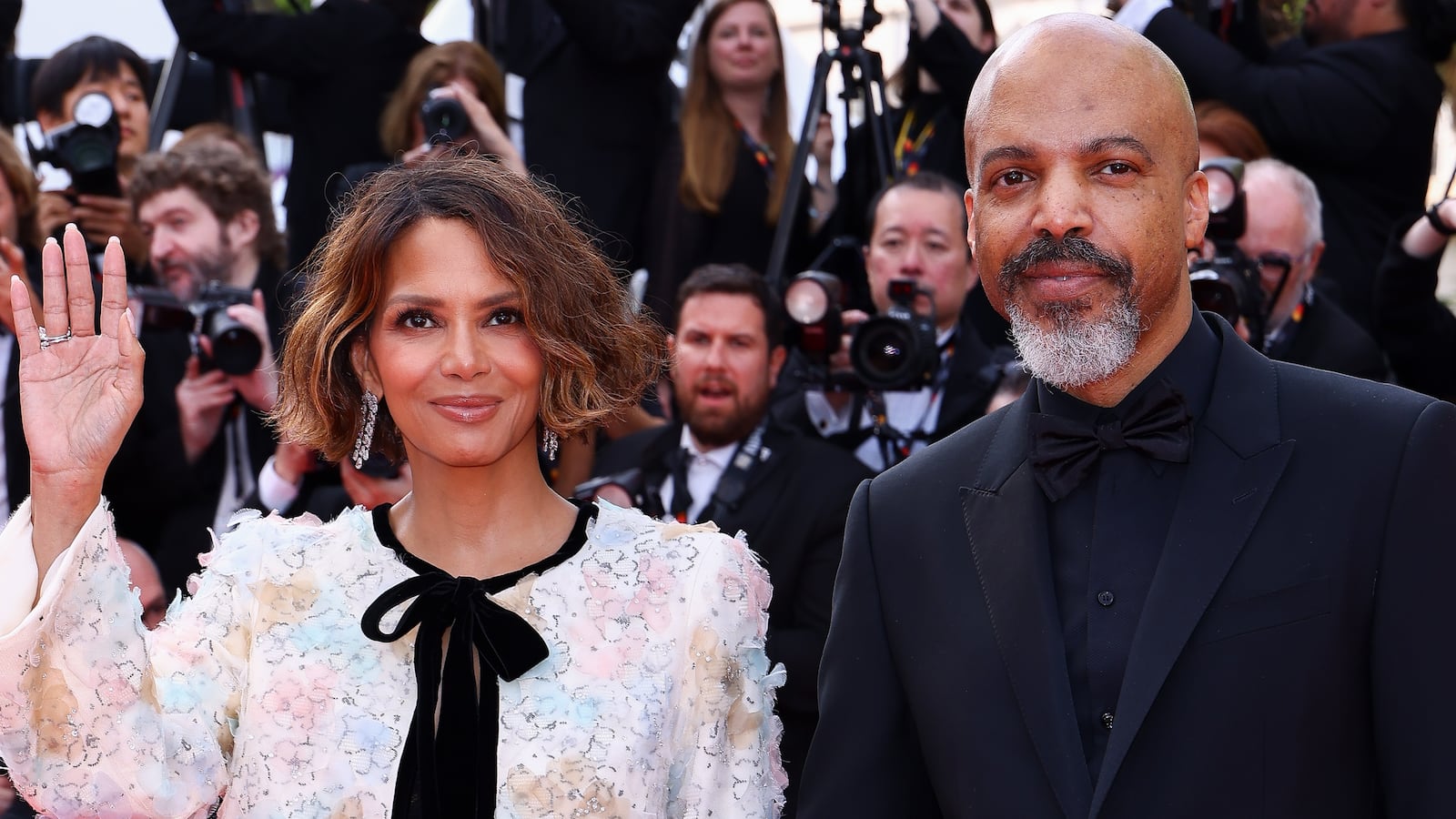 CANNES, FRANCE - MAY 18: (L-R) Halle Berry and Van Hunt attend the "The Phoenician Scheme" red carpet at the 78th annual Cannes Film Festival at Palais des Festivals on May 18, 2025 in Cannes, France.