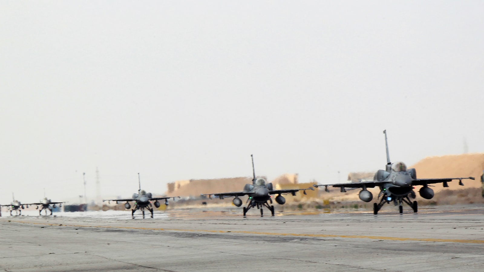 cheats/2016/03/14/uae-jet-missing-after-yemen-mission/160314-emirati-jet-missing-cheat_fakepi