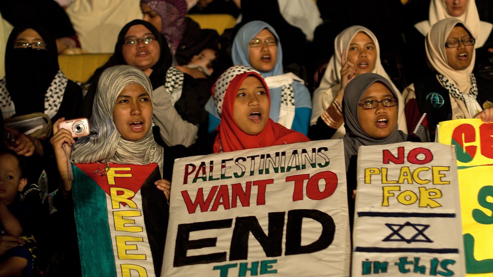 articles/2012/04/17/a-response-to-daniel-levy/no-place-for-israel-openz_rxsaue