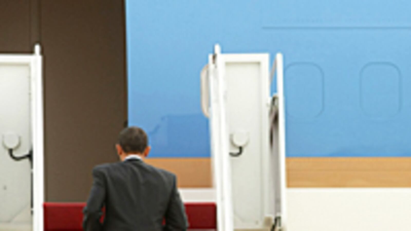 articles/2009/02/14/obama-flees-washington/wallace-obama-flees_14098_ozqjgd