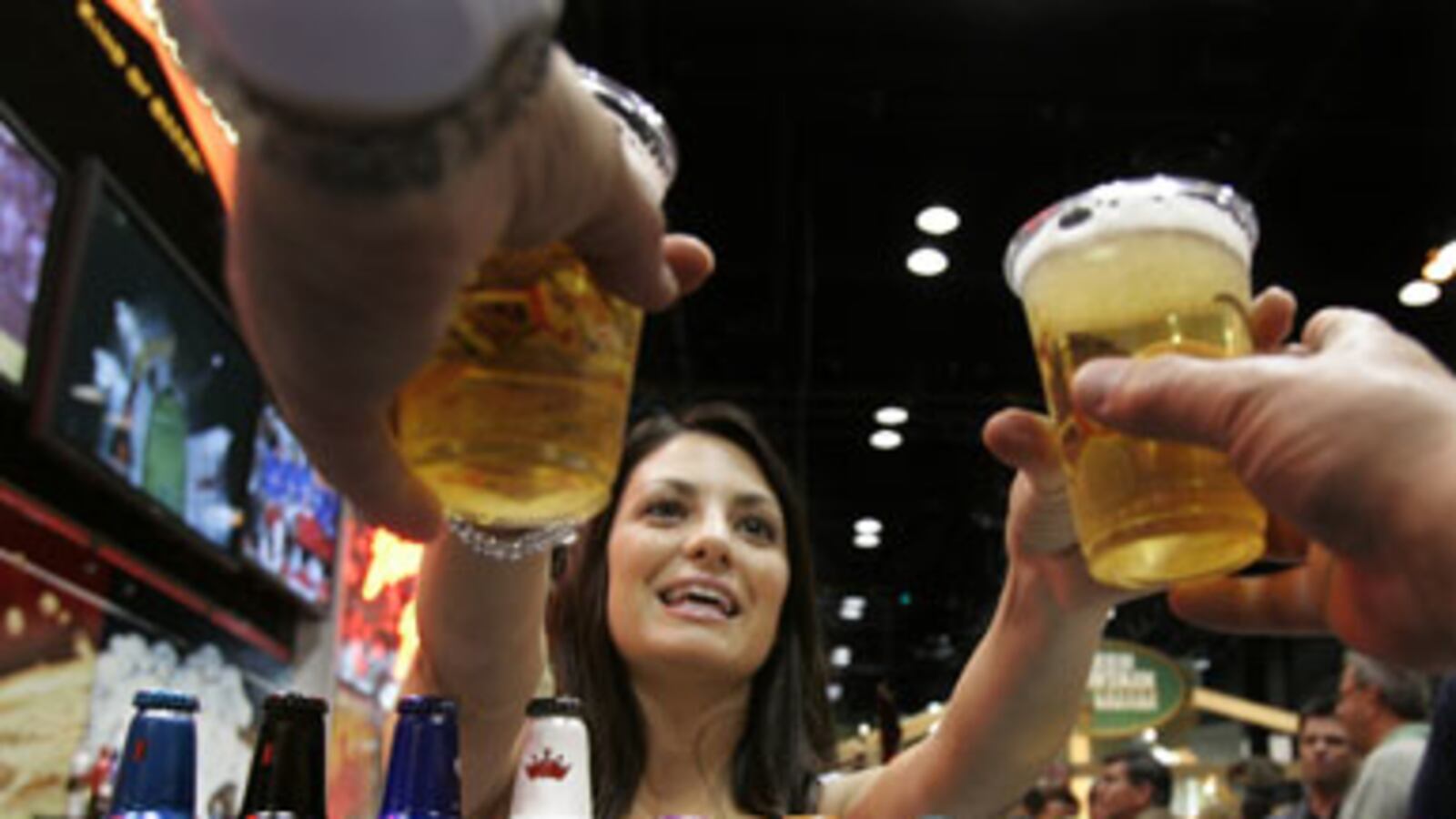 articles/2010/12/28/40-drunkest-cities-from-vegas-to-milwaukee/drunkest-cities_149269_wryxrs