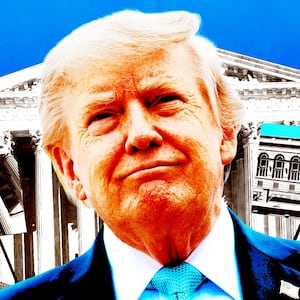Donald Trump in front of the Supreme Court with his ballroom presentation