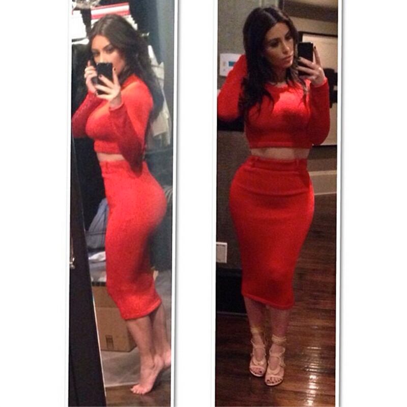 galleries/2014/03/23/oprah-justin-bieber-and-the-best-celebrity-selfies-of-the-week/140321-selfies-kimkardashian_jdksms