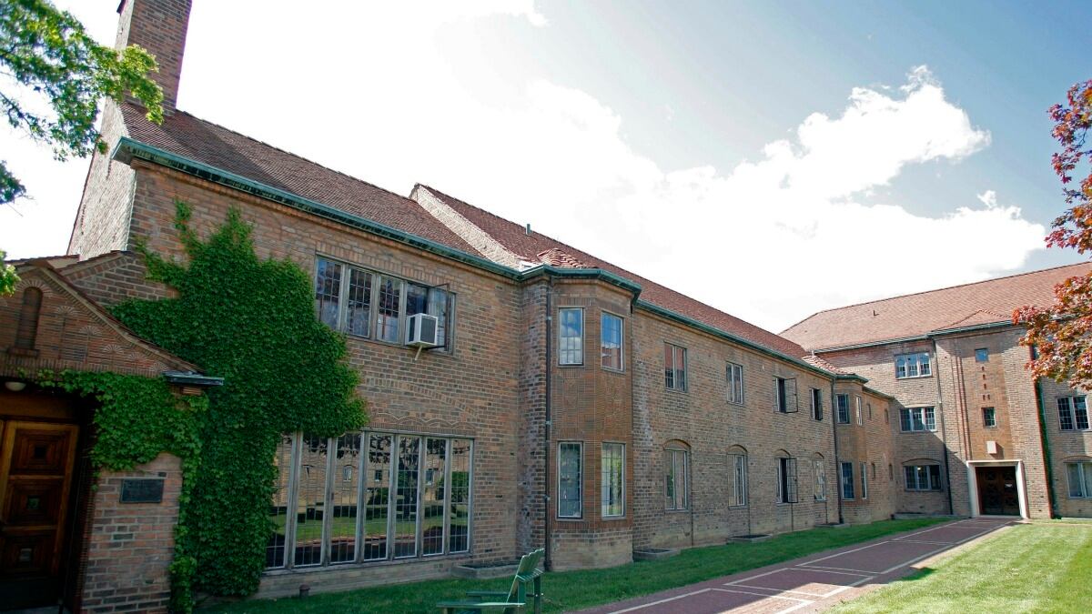 articles/2012/05/11/more-on-the-not-actually-debunked-bully-story/romney-high-school-cheat_kw0wnm