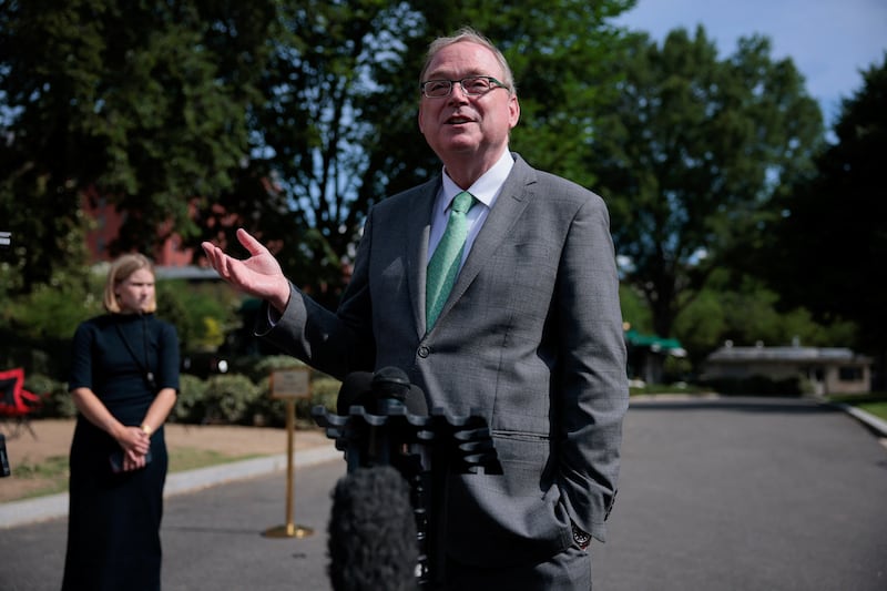 kevin hassett