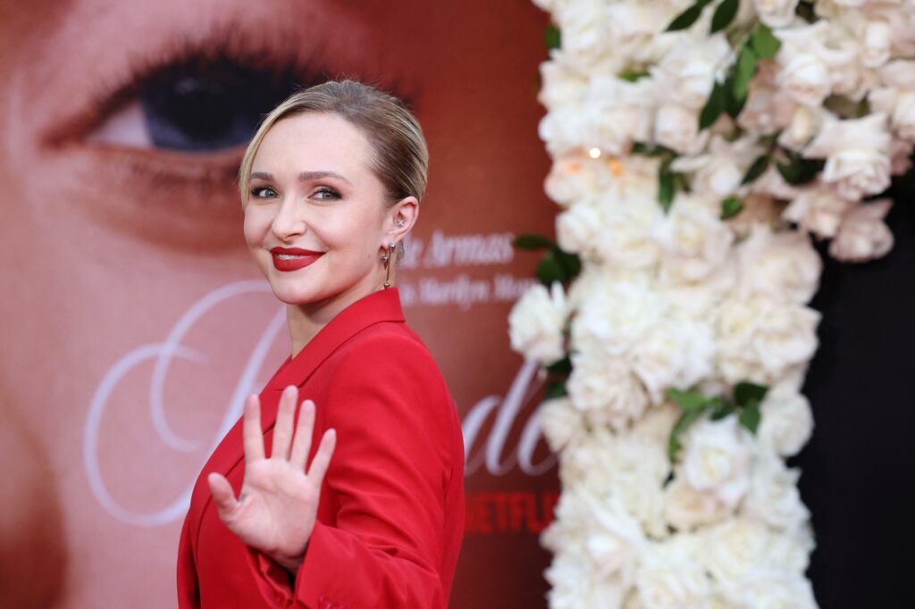 hayden-panettiere-reveals-oscar-winner-exposed-himself-to-her-age-19