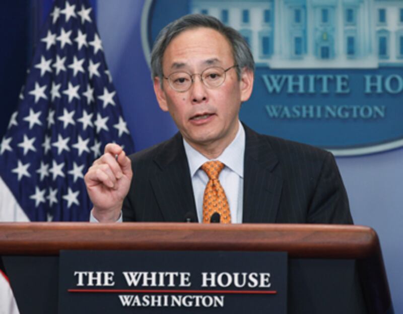 articles/2011/04/04/no-japan-effect-steven-chus-plan-for-clean-and-safe-energy-in-america/avlon-steven-chu_171120_gwu7kf