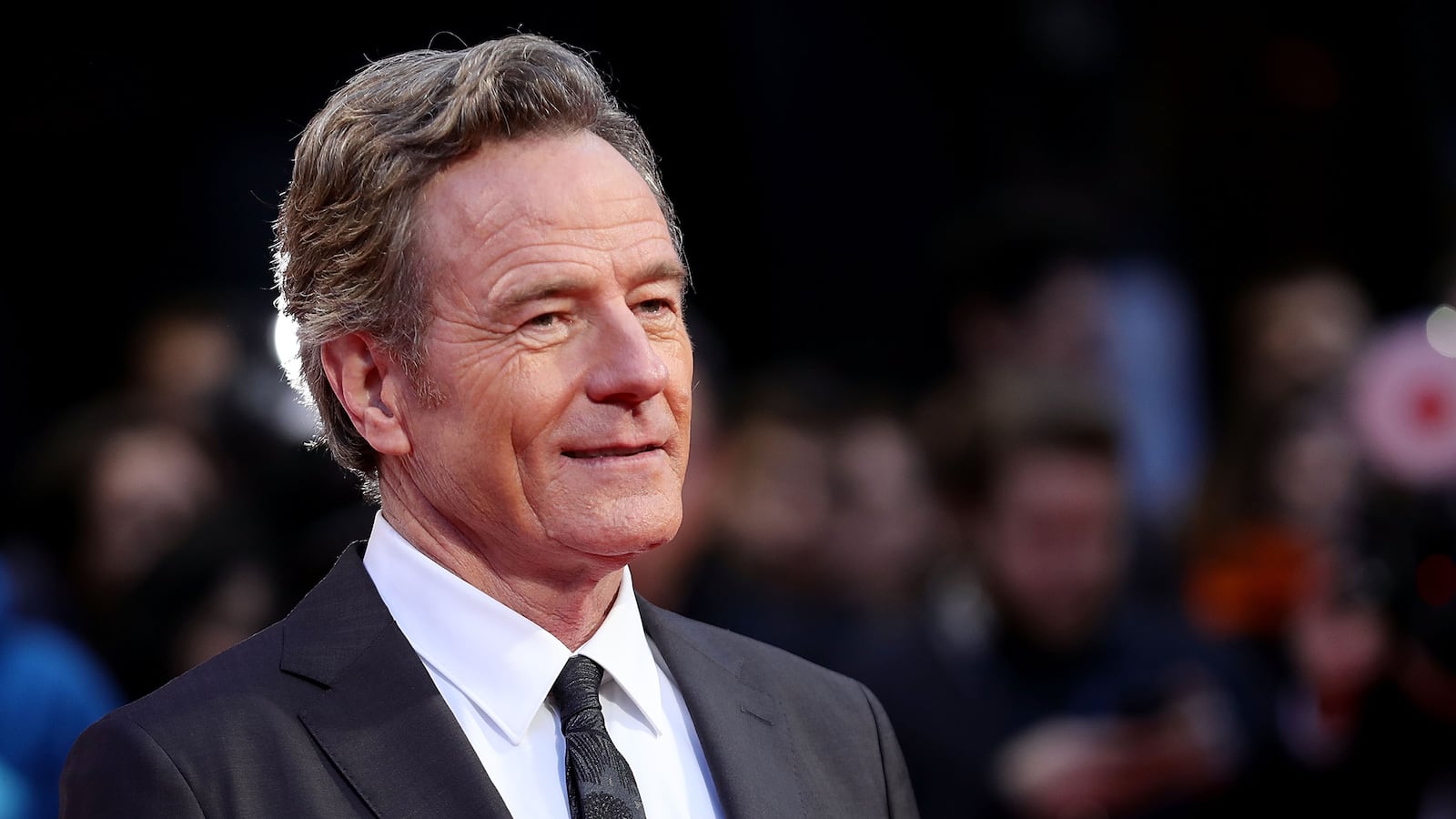 171103-fallon-bryan-cranston-hero_cknsom