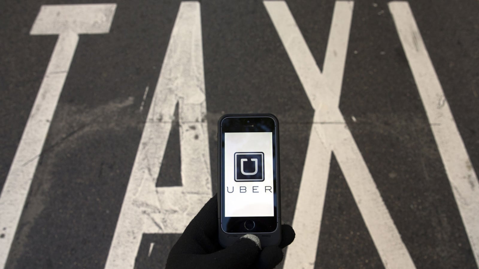 cheats/2014/12/31/uber-driver-to-victim-i-made-you-happy/141231-uber-cheat_jxztcf