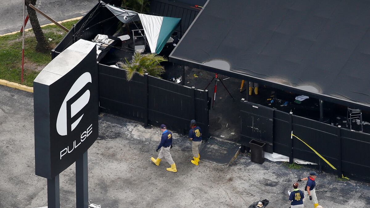 cheats/2016/09/22/first-911-calls-inside-pulse-released/160922-pulse-nightclub-cheat_dm7dls