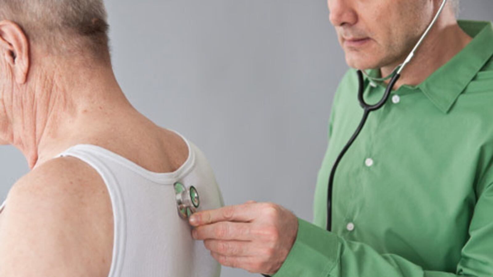 cheats/2012/09/21/life-span-drops-for-whites/mortality-rate-cheat_xkahba