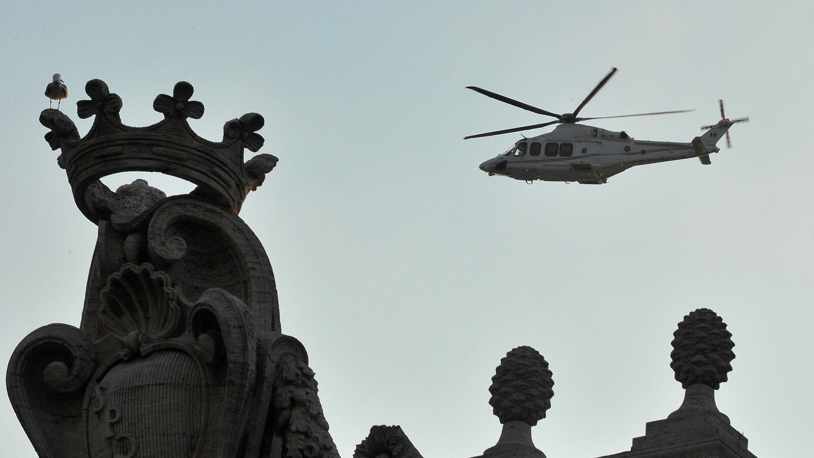 cheats/2013/02/28/pope-i-ll-be-obedient-to-successor/130228-pope-helicopter-tease_fieiq9