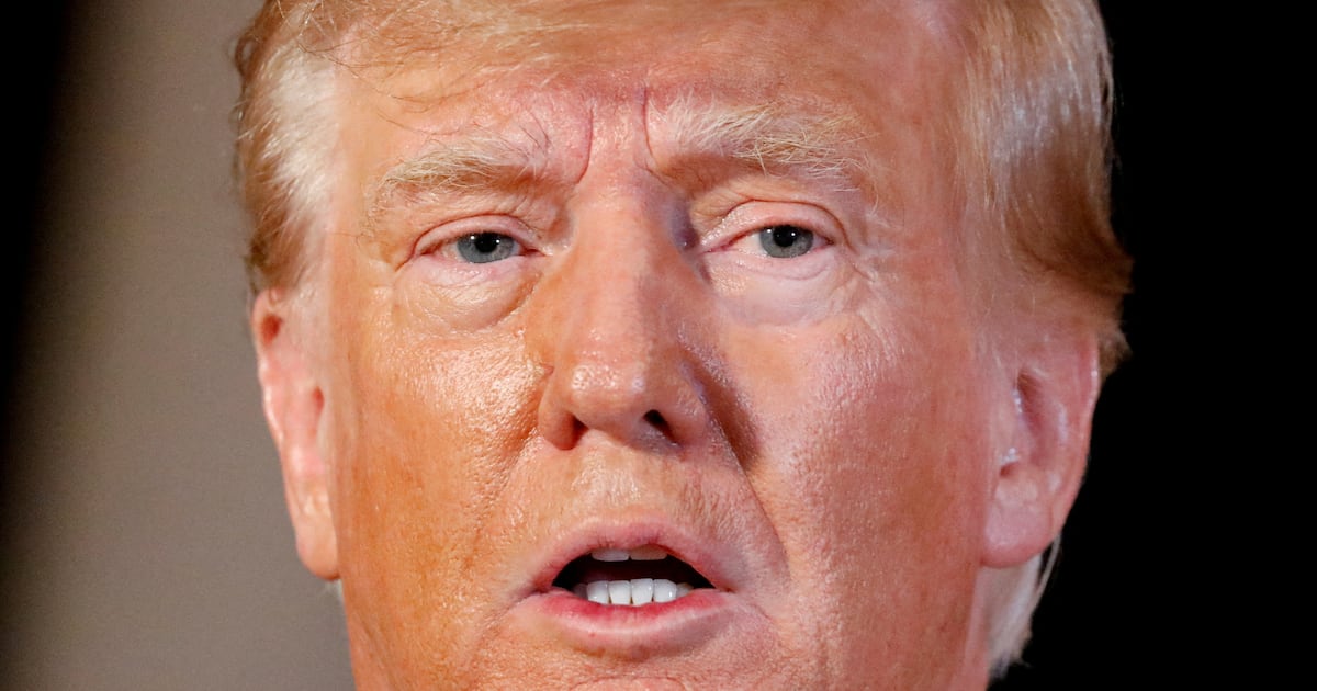 Trump, Anderson Cooper to Testify at E. Jean Carroll Rape trial