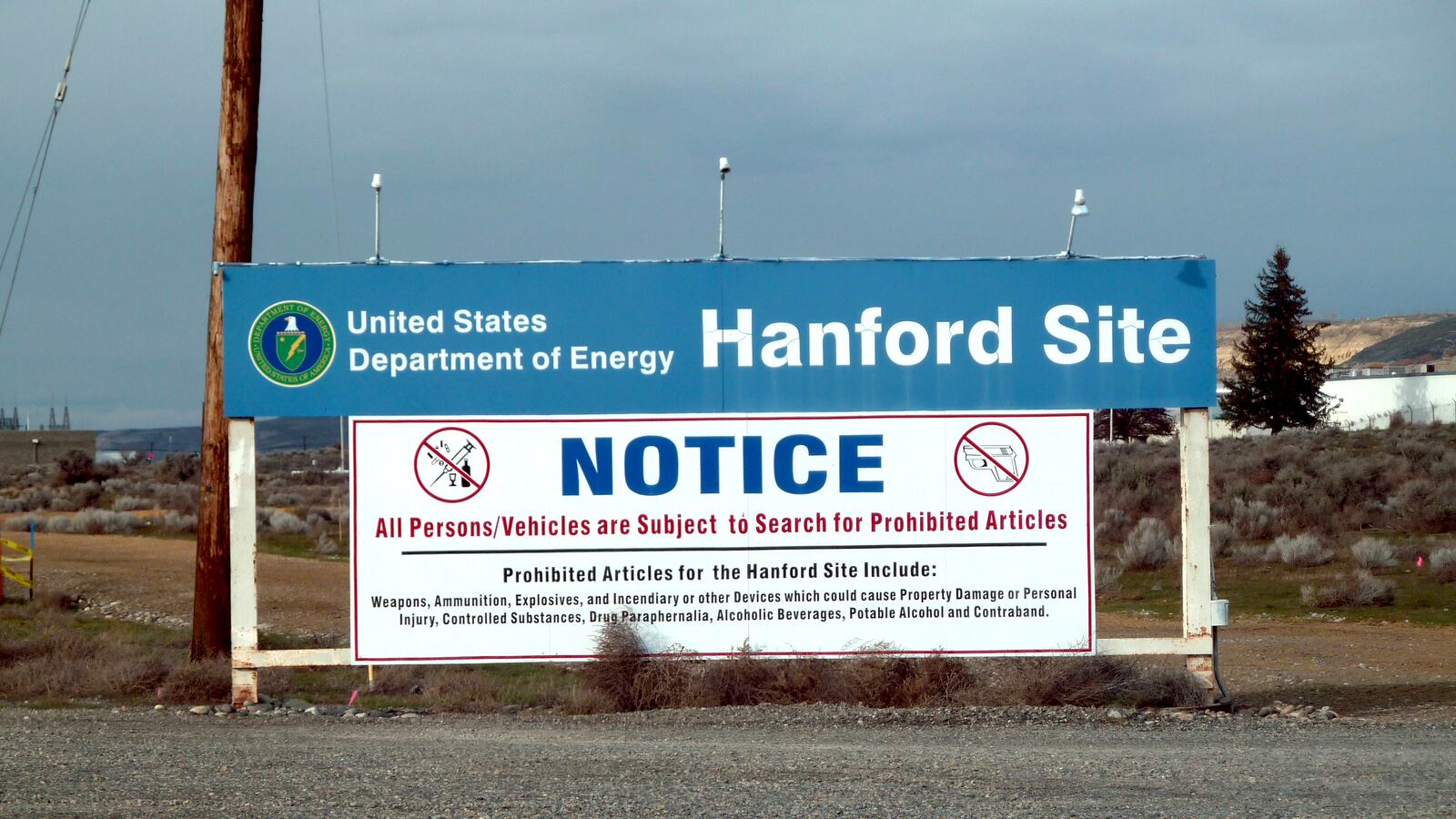 articles/2012/01/27/panel-highlights-alarming-lack-of-national-plan-for-u-s-nuclear-waste/nuclear-waste-stone_j37vqt