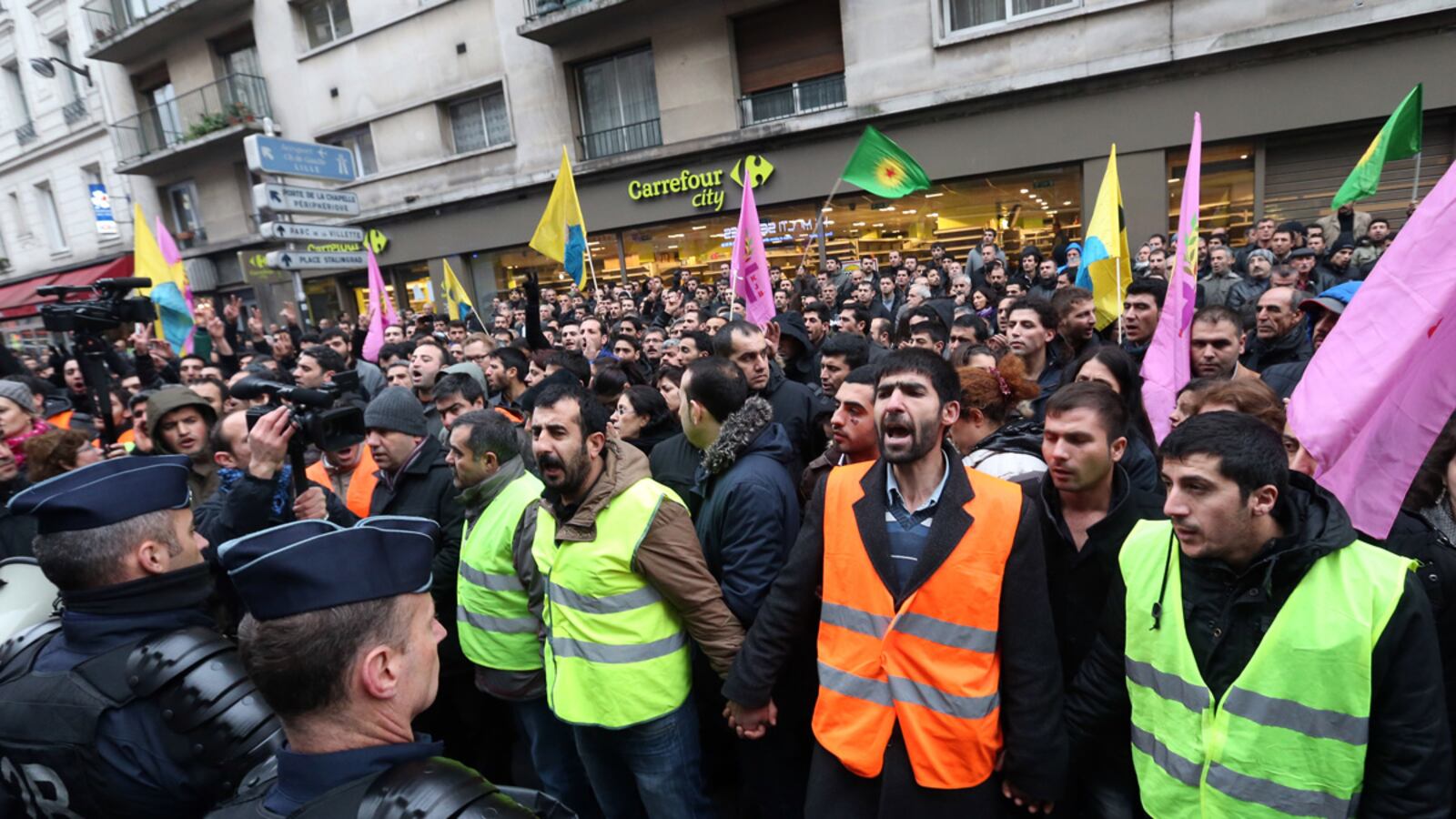 cheats/2013/01/10/three-kurdish-women-killed-in-paris/130110-paris-kurdish-women-killed-cheat_ghdkyk