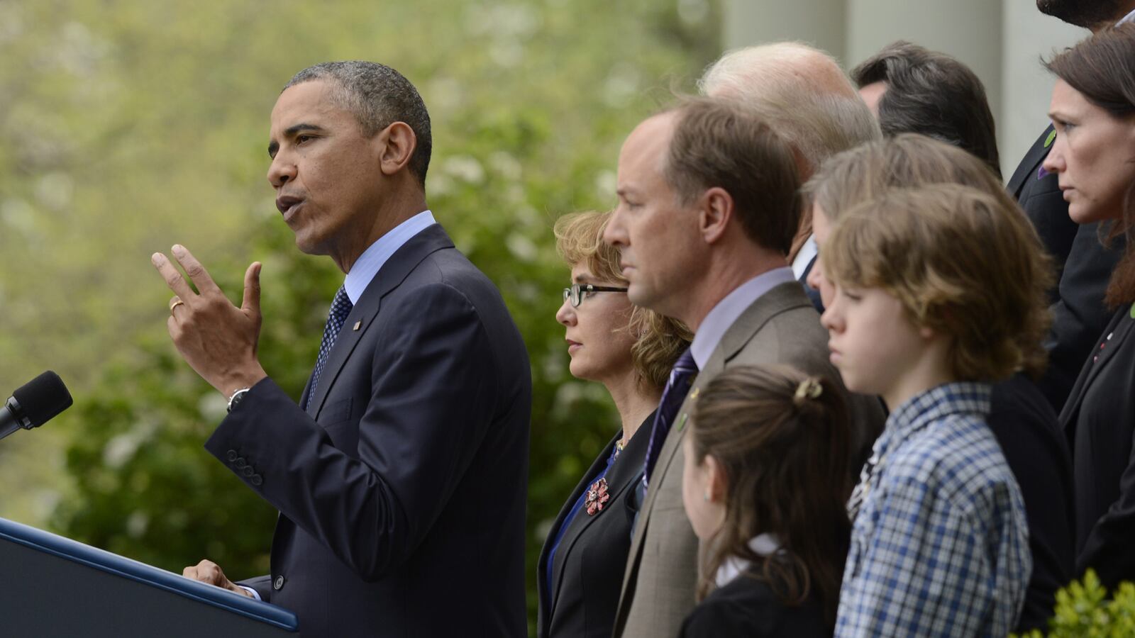 articles/2013/04/20/gun-control-fight-finally-lays-to-rest-the-obama-as-timid-meme/130419-beinart-gun-obama-timid-tease-embed_mxpahe