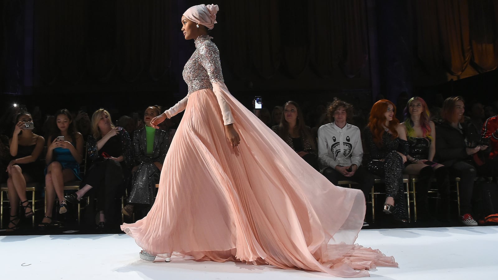 201211-fraiser-muslim-fashion-racism-tease_lybrfd