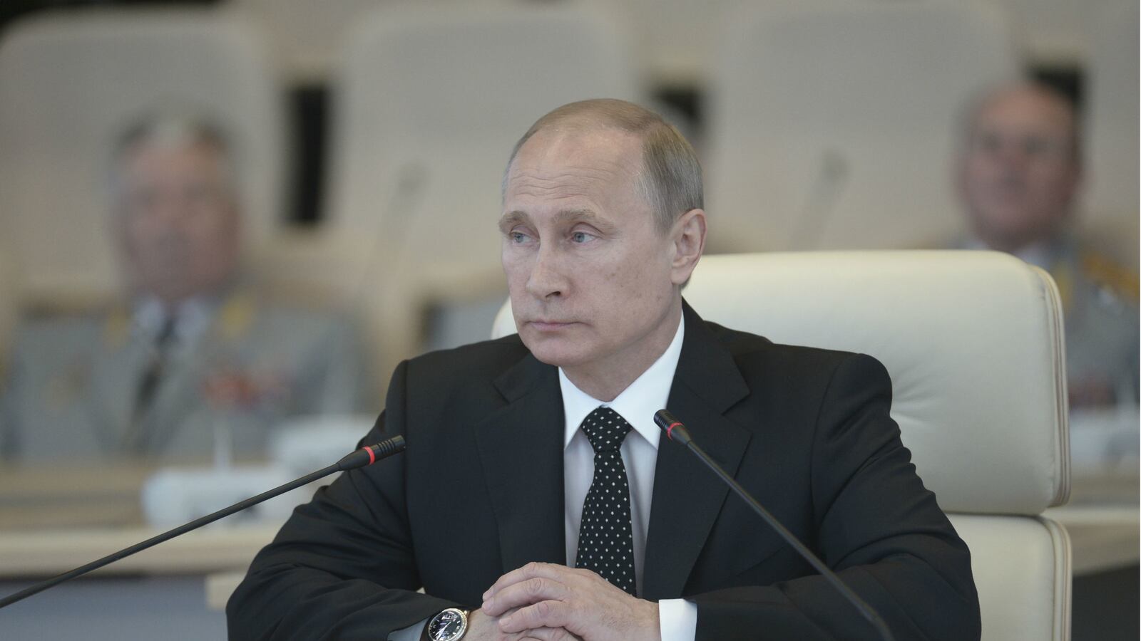 cheats/2014/07/27/u-s-russia-fired-rockets-into-ukraine/140727-russiaputin-cheat_yeb0ek