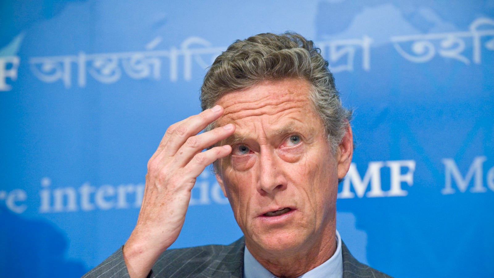 cheats/2011/09/20/imf-europe-needs-to-get-its-act-together/olivier-blanchard-imf-cheat_qupxip