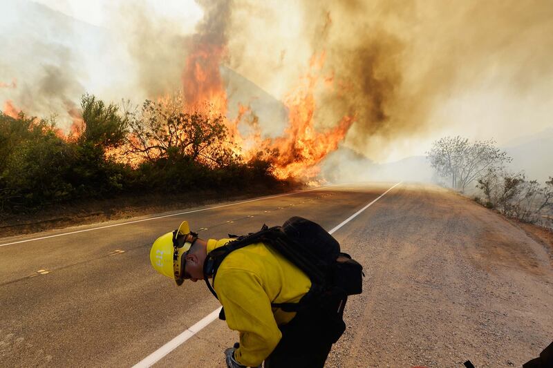 galleries/2013/05/03/inferno-rages-in-southern-california-photos/calif-fire-05_ws6jnb