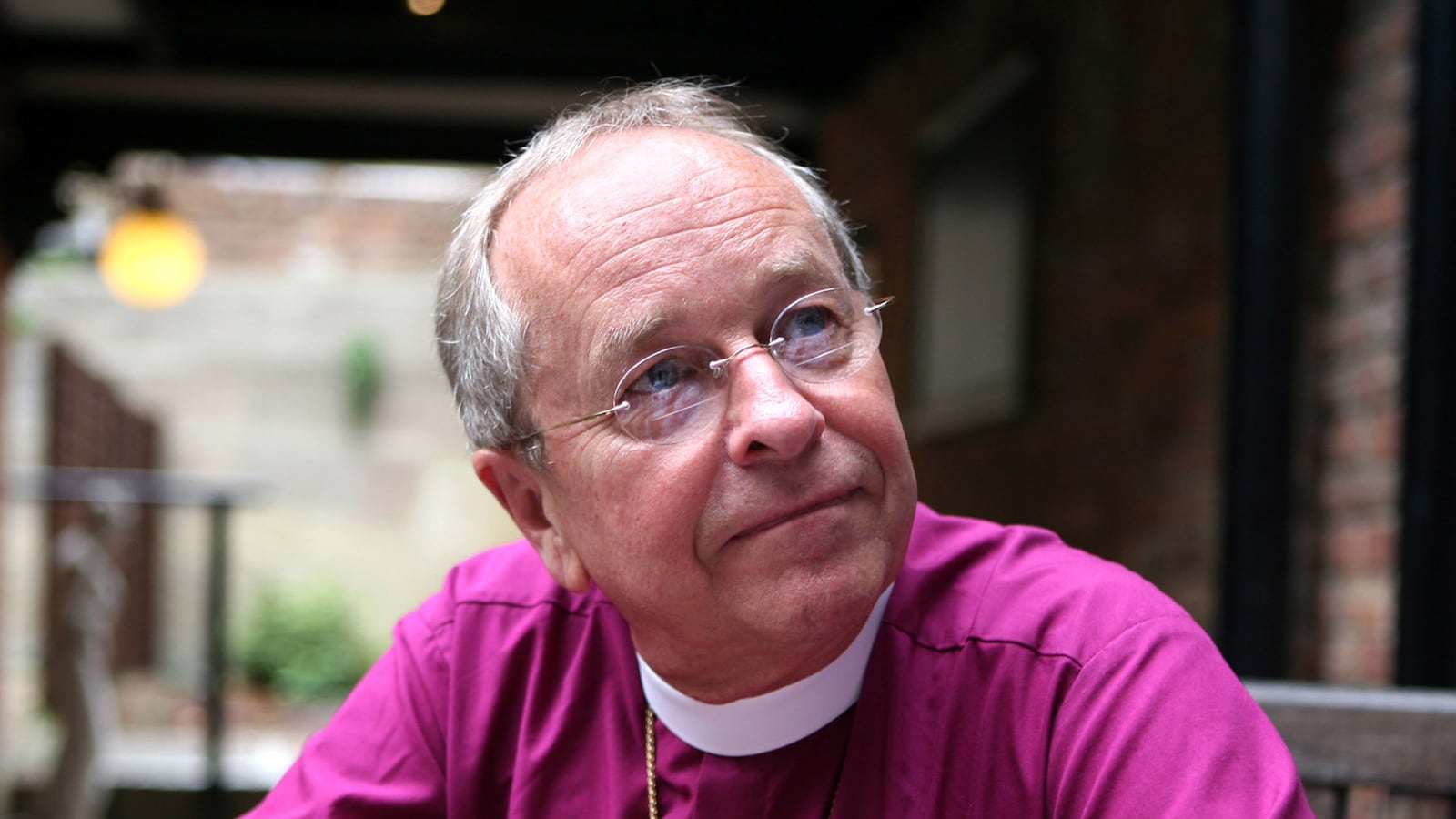 articles/2014/05/04/a-bishop-s-decision-to-divorce/140502-divorce-robinson-tease_nylex3