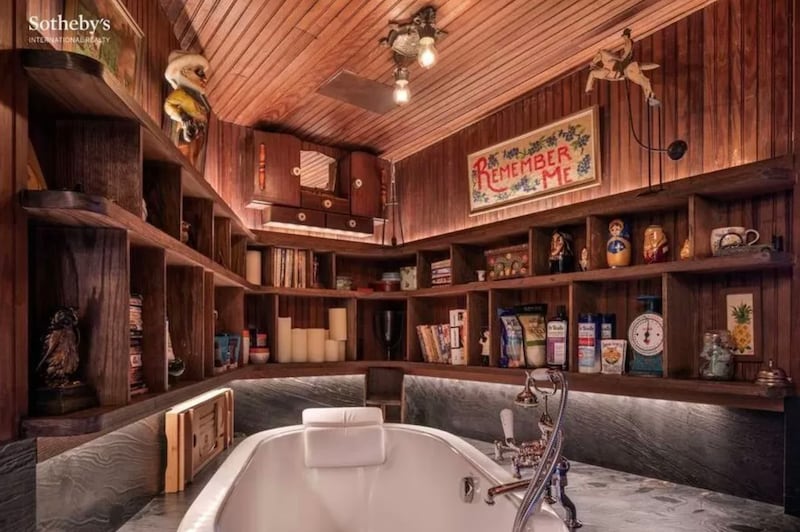 210614_OMG_gramercy11_ntpj5v