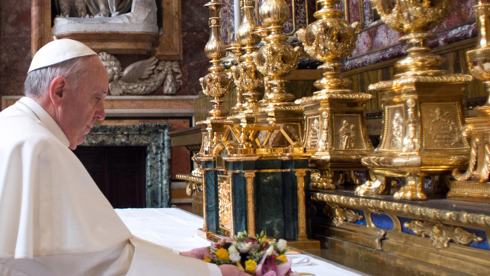 cheats/2013/03/14/pope-francis-bravely-embarks-on-first-day/130314-francis-first-day-cheat_g1kwhe