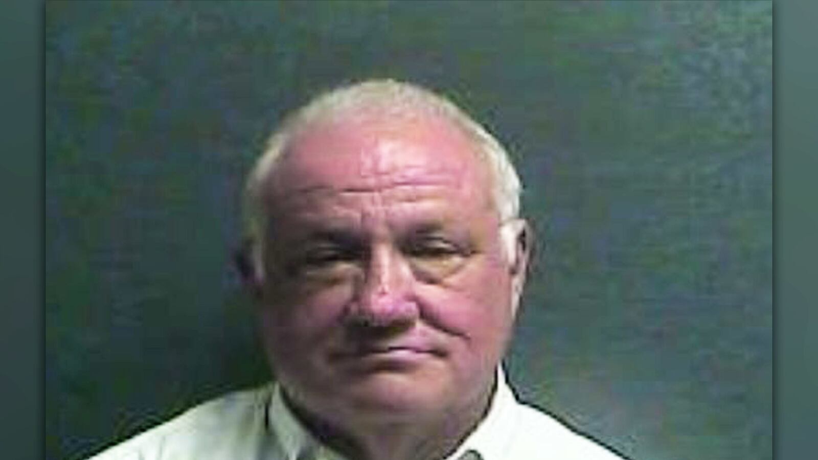 articles/2017/04/24/trump-supporting-ex-judge-arrested-for-child-sex-crime/170424-De-Valle-Tim-Nolan-tease_fzcdzl