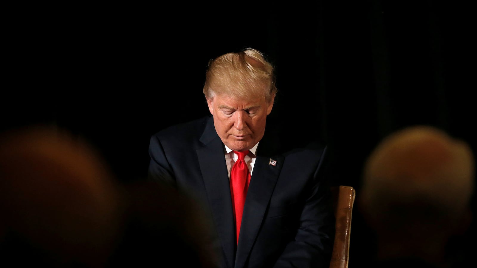 articles/2017/01/09/u-s-spies-see-a-world-of-trumps-ahead/170109-dozier-trump-dystopia-tease_sl8tcf