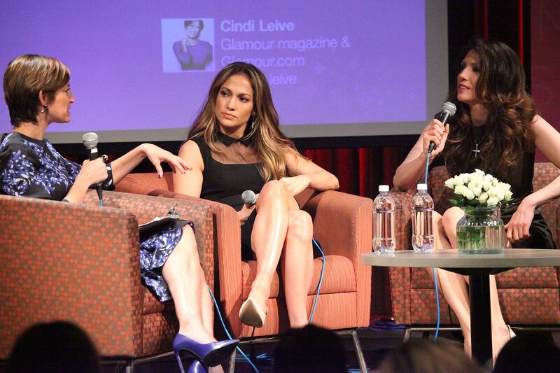 articles/2013/05/09/harnessing-social-media-to-keep-moms-healthy/130509-mom-social-dimon-embed_tw3mu7