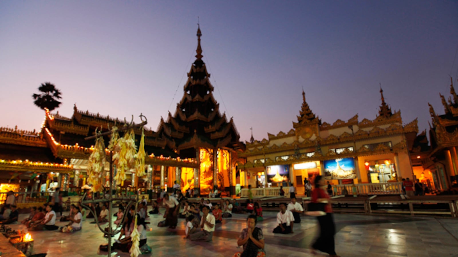 cheats/2010/12/10/burma-building-secret-nuclear-site/burma-nuclear_a4t53n