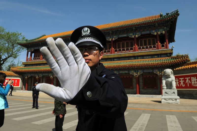 articles/2012/07/15/china-targets-naked-officials-corruption-with-expense-crackdown/china-corruption-crackdown-liu_szqik8